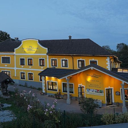 Perbersdorfer Heuriger Hotel Neuhofen an der Ybbs Buitenkant foto