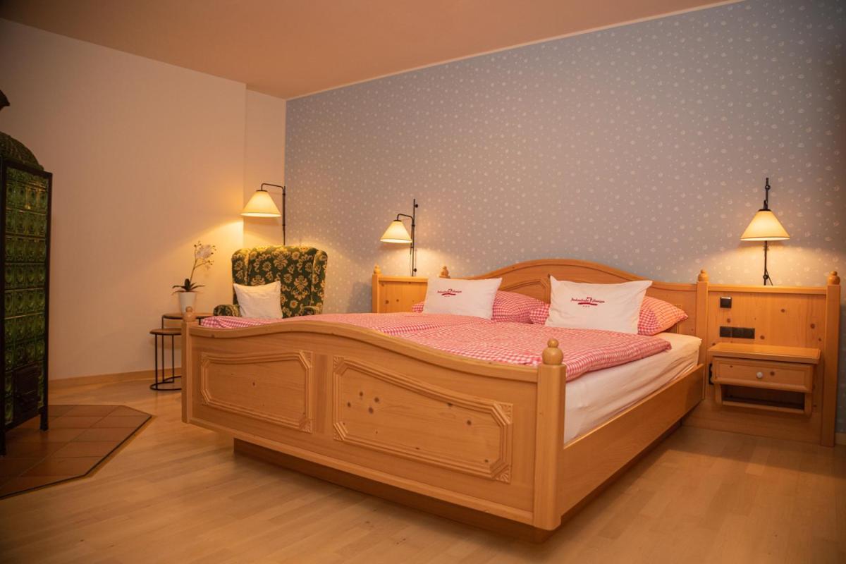 Perbersdorfer Heuriger Hotel Neuhofen an der Ybbs Buitenkant foto